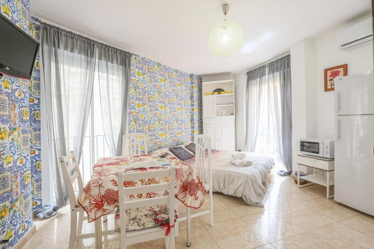 Sevilla Center Premium, Free Parking Luaran gambar